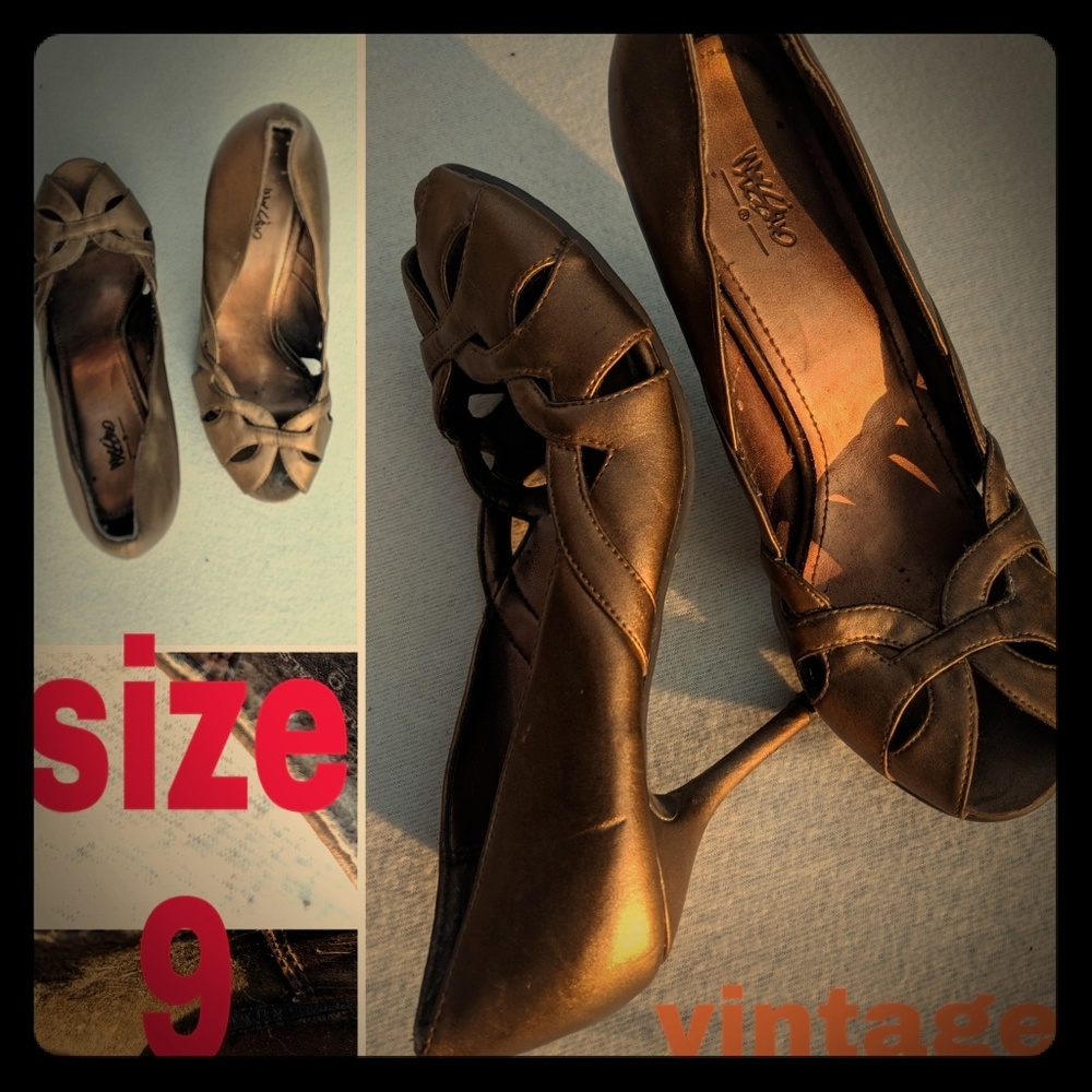 Vintage sz9 gold pumps/heels